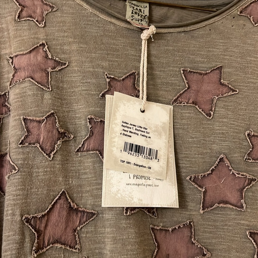 Magnolia pearl star tee one size fits most - Picture 2 of 6